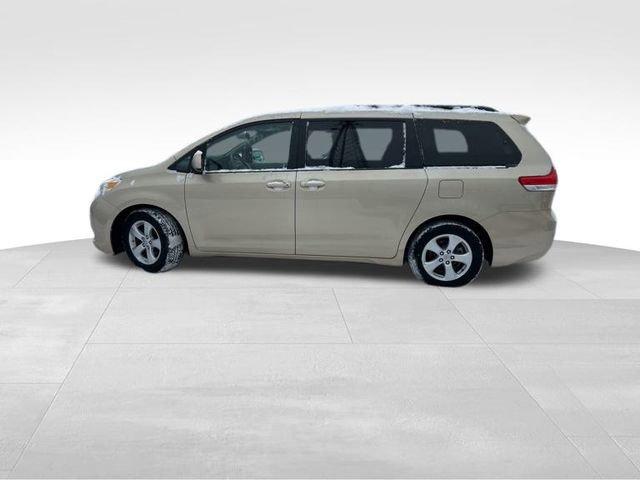 2014 Toyota Sienna Vehicle Photo in MEDINA, OH 44256-9631