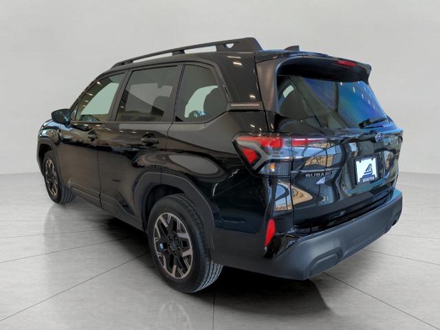 2025 Subaru Forester Vehicle Photo in Green Bay, WI 54304