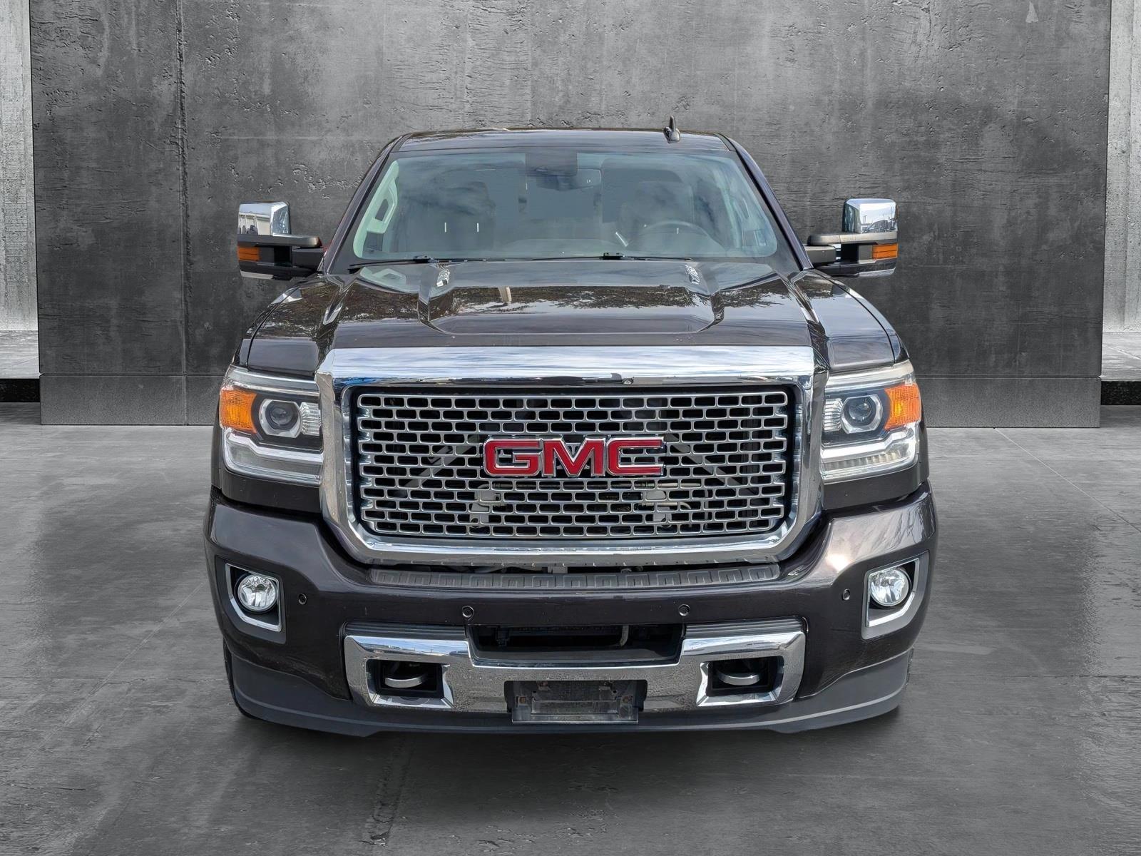 2015 GMC Sierra 2500HD available WiFi Vehicle Photo in Panama City, FL 32401