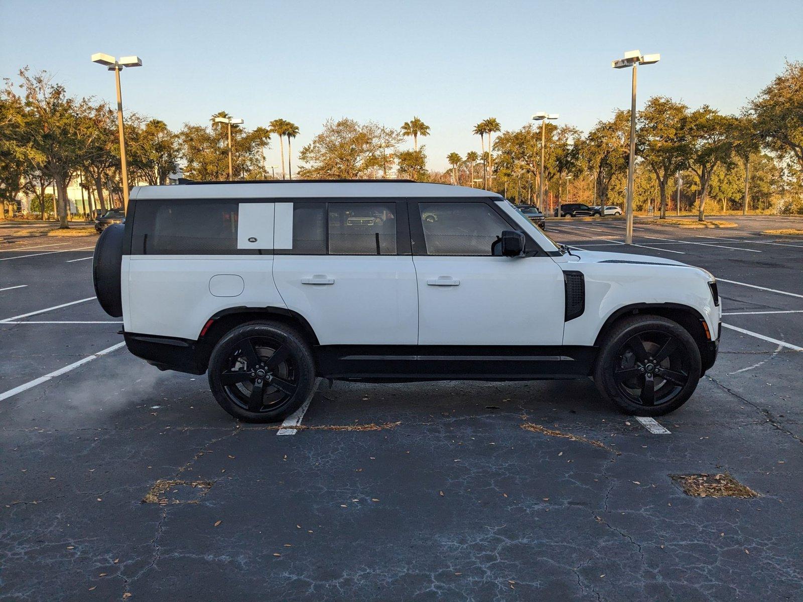 2024 Land Rover Defender Vehicle Photo in Sanford, FL 32771