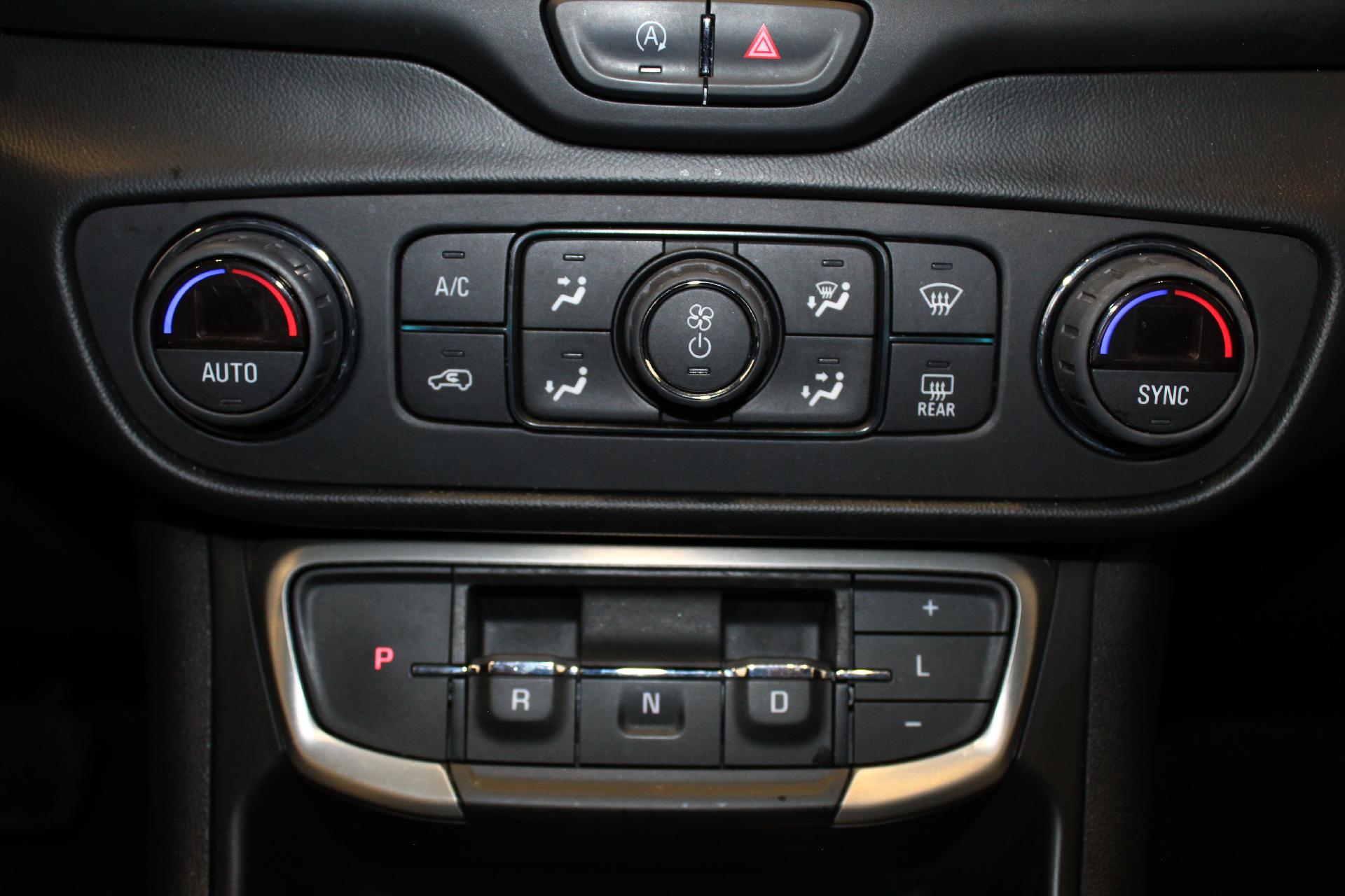 2022 GMC Terrain Vehicle Photo in NORTHAMPTON, MA 01060-1120