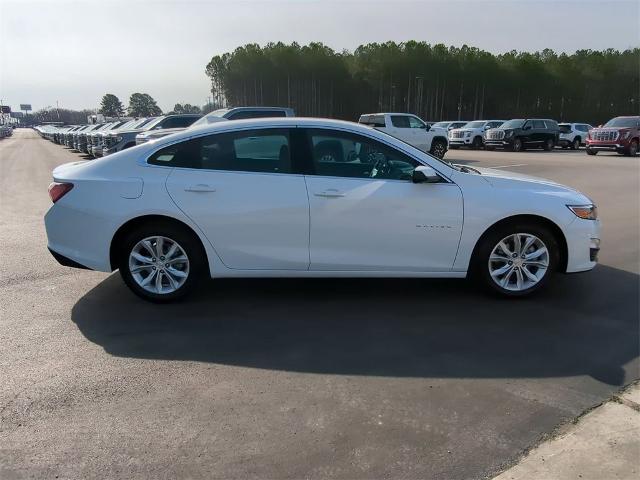 Used 2022 Chevrolet Malibu 1LT with VIN 1G1ZD5ST5NF175972 for sale in Albertville, AL