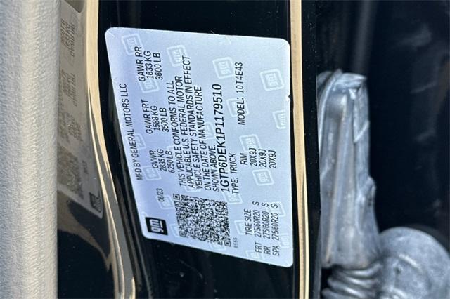 2023 GMC Canyon Vehicle Photo in ELK GROVE, CA 95757-8703