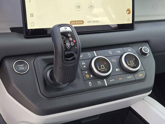 2025 Defender Vehicle Photo in AUSTIN, TX 78717