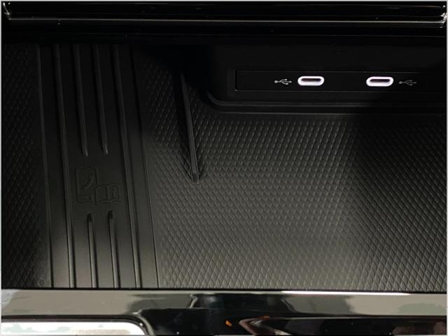 2025 Volkswagen Atlas Vehicle Photo in Appleton, WI 54913
