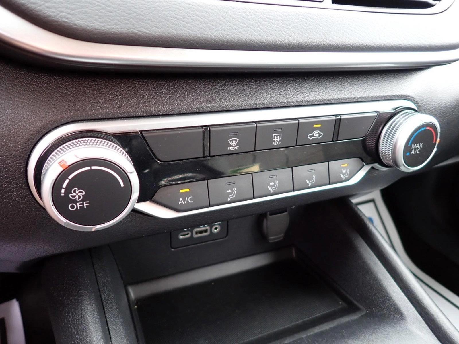 2022 Nissan Altima Vehicle Photo in DENVER, CO 80221-3610