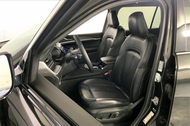 2022 Jeep Grand Cherokee L Vehicle Photo in INDEPENDENCE, MO 64055-1314