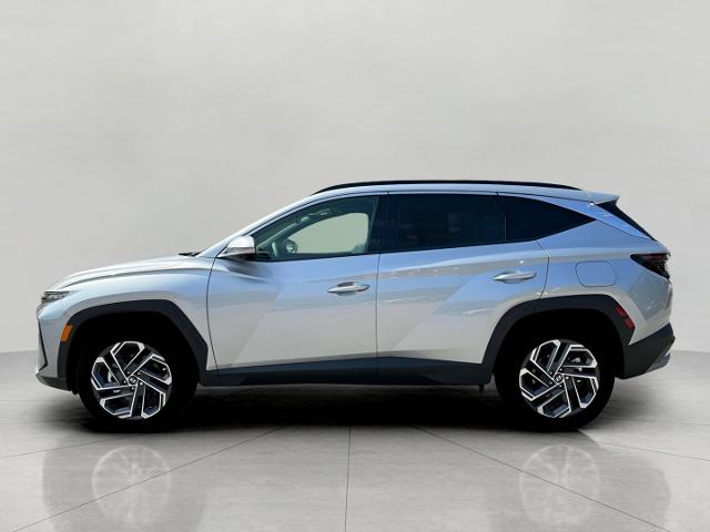 2025 Hyundai TUCSON Hybrid Vehicle Photo in Green Bay, WI 54304