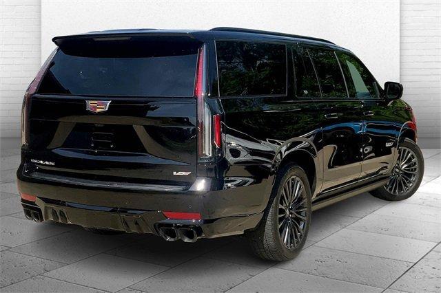 2024 Cadillac Escalade ESV Vehicle Photo in KANSAS CITY, MO 64114-4545