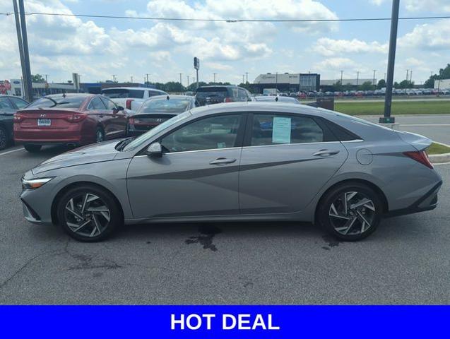 2025 Hyundai ELANTRA Vehicle Photo in Merrillville, IN 46410