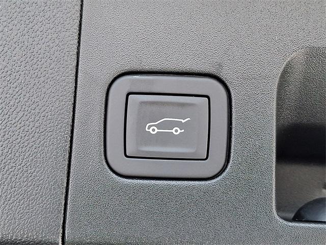 2025 Cadillac XT5 Vehicle Photo in ALLENTOWN, PA 18103-7399