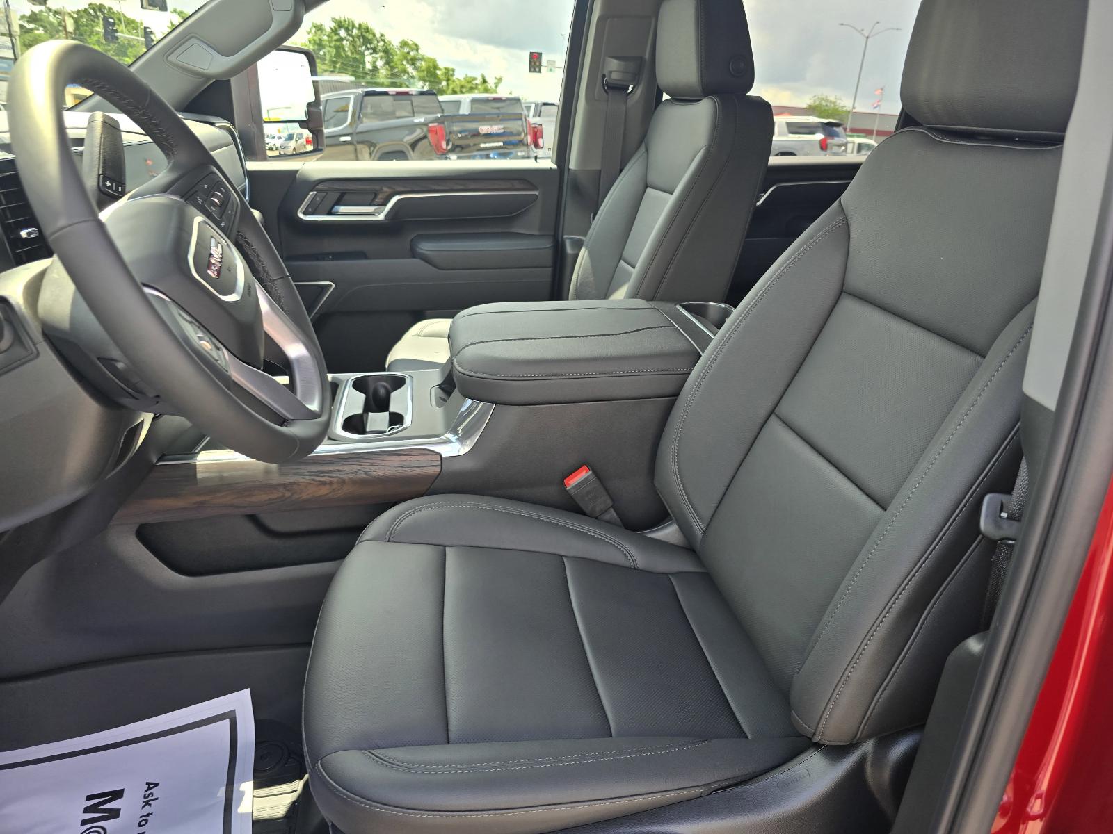 2025 GMC Sierra 2500 HD Vehicle Photo in Rolla, MO 65401