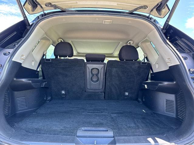 2018 Nissan Rogue Vehicle Photo in Hinesville, GA 31313