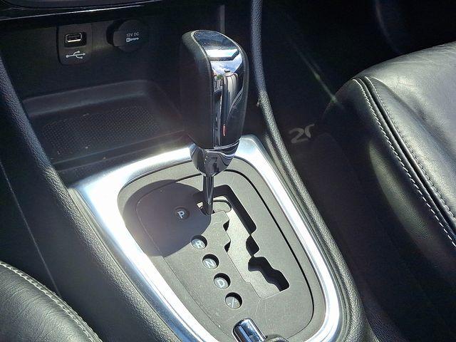 2013 Chrysler 200 Vehicle Photo in WATERTOWN, CT 06795-3318