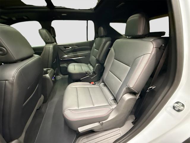 2026 Chevrolet Traverse Vehicle Photo in EVERETT, WA 98203-5662
