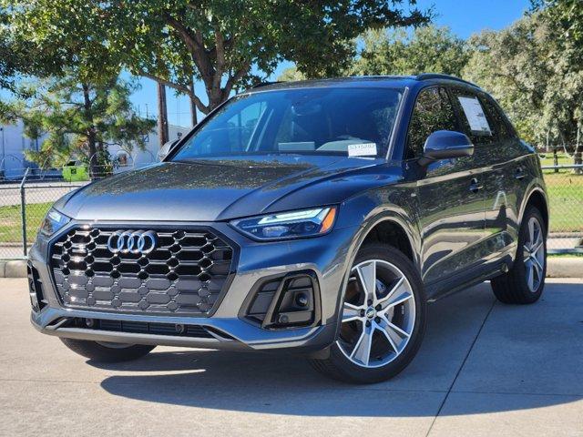 2025 Audi Q5 Vehicle Photo in HOUSTON, TX 77090