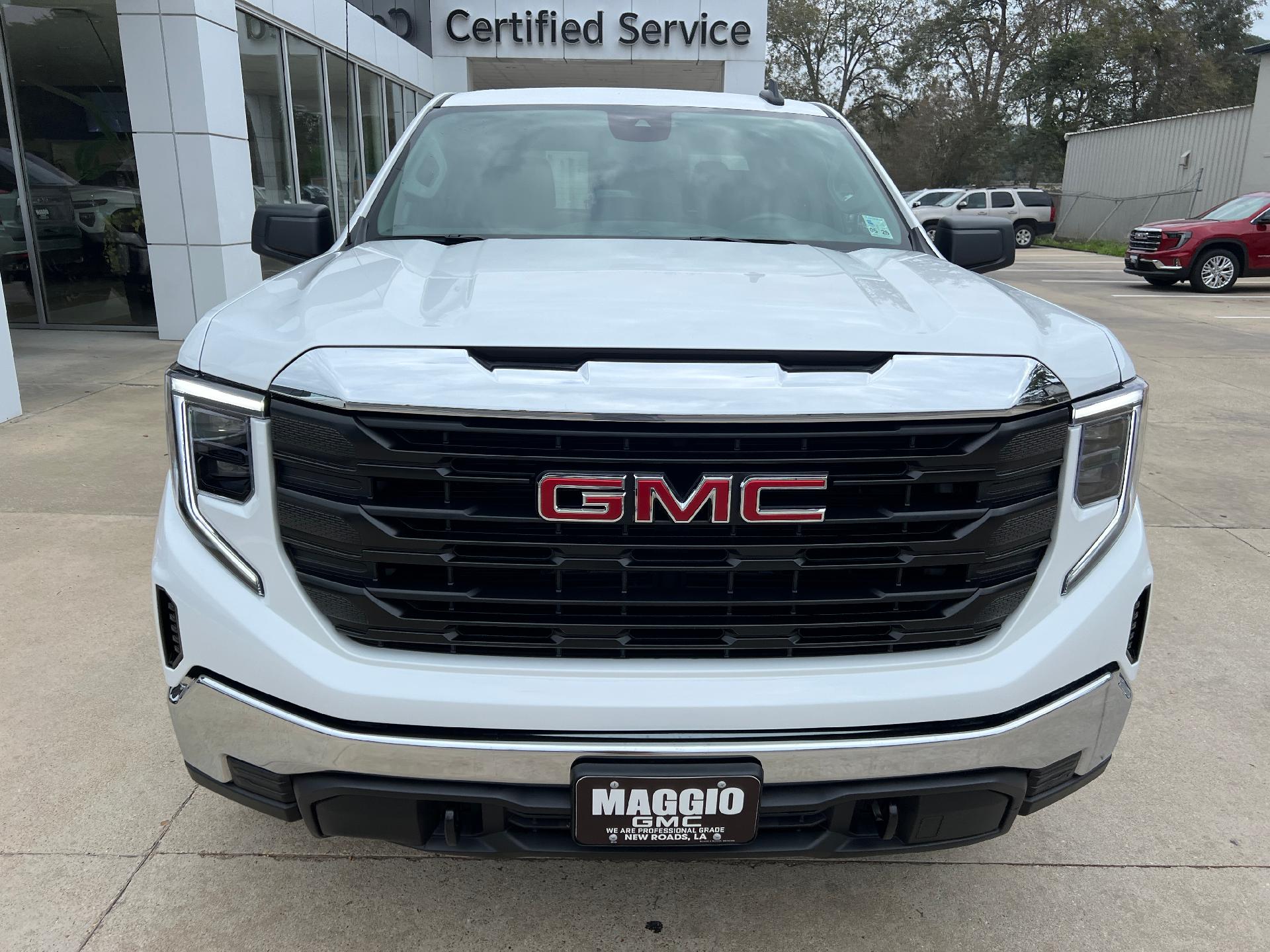 Used 2024 GMC Sierra 1500 Pro with VIN 3GTPUAEK5RG275343 for sale in New Roads, LA