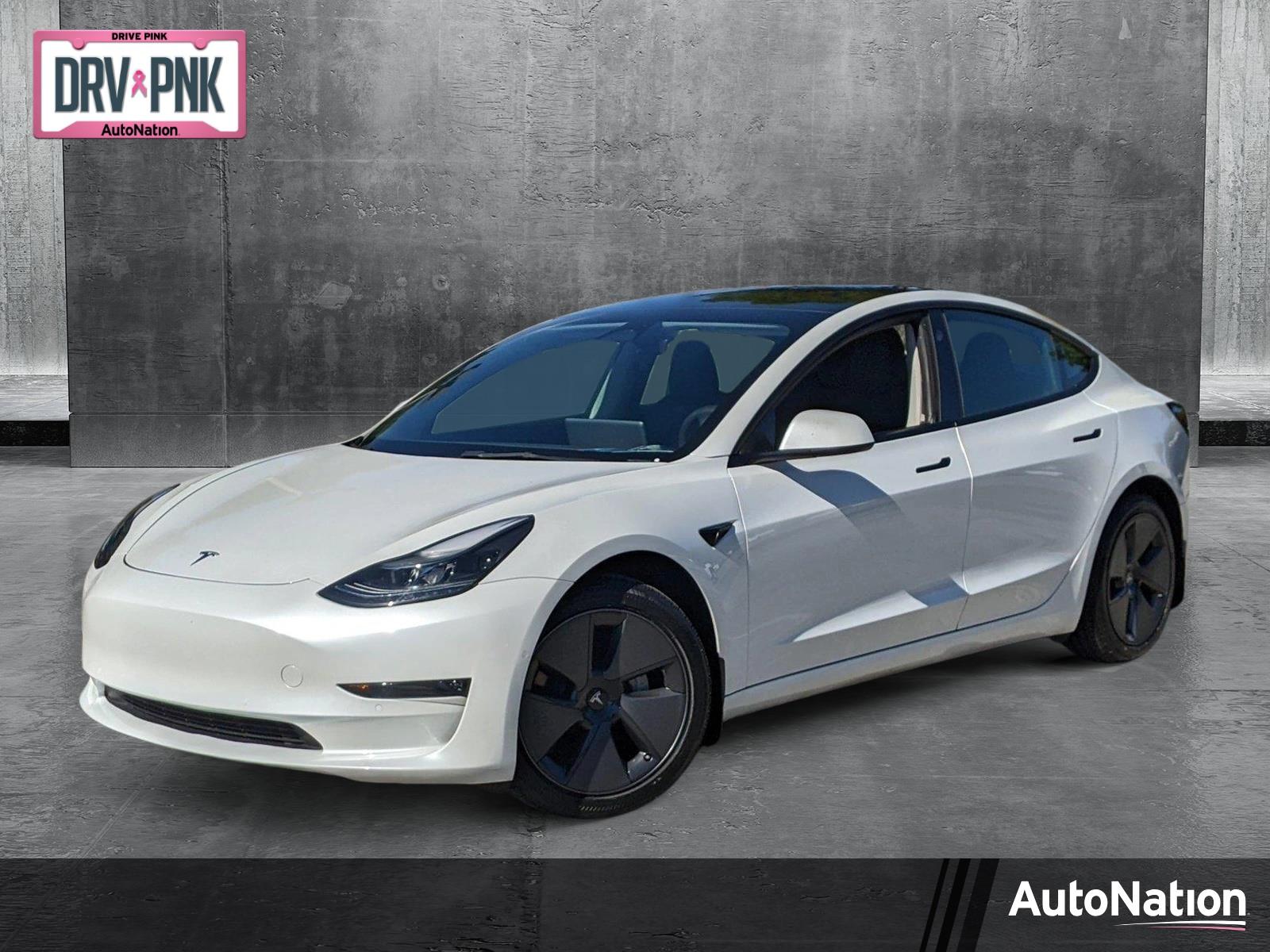 2022 Tesla Model 3 Vehicle Photo in PEMBROKE PINES, FL 33024-6534