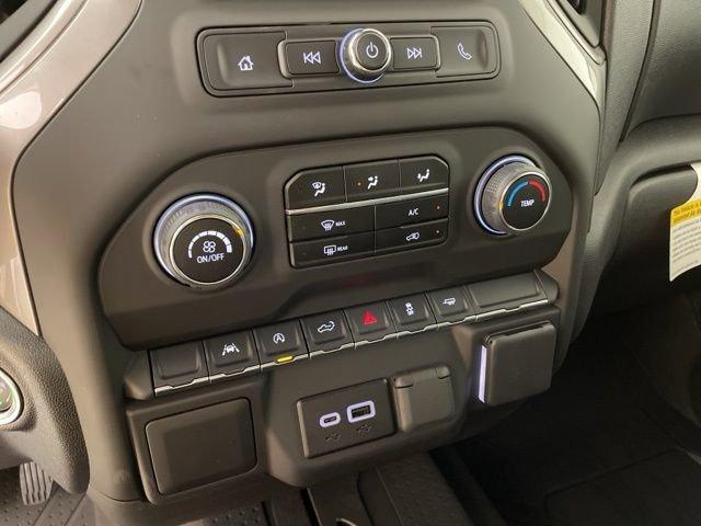 2025 Chevrolet Silverado 1500 Vehicle Photo in PHOENIX, AZ 85014-3381