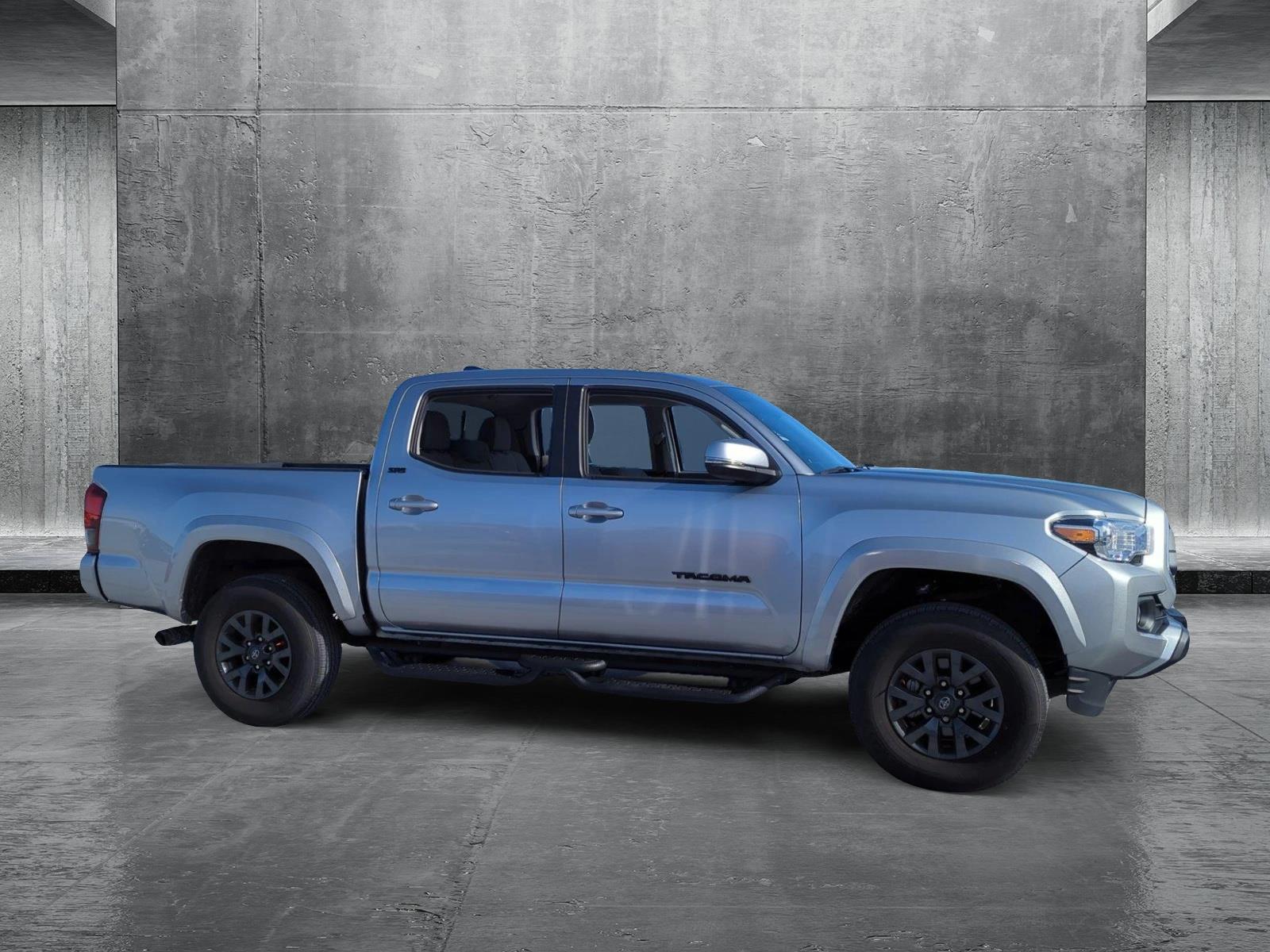 2023 Toyota Tacoma 4WD Vehicle Photo in Ft. Myers, FL 33907