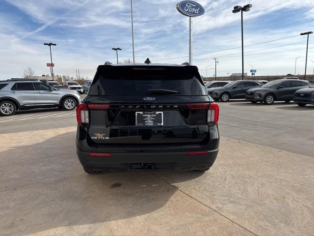 2025 Ford Explorer Vehicle Photo in Winslow, AZ 86047-2439