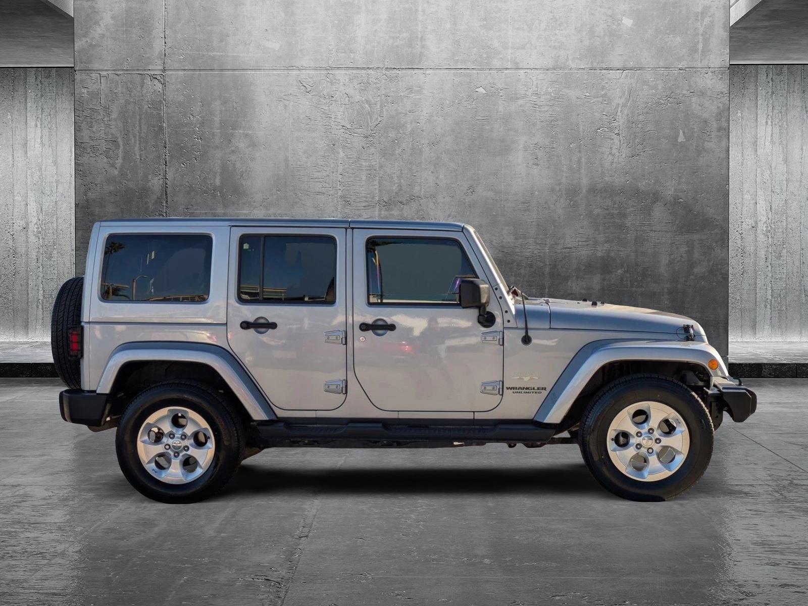 2013 Jeep Wrangler Unlimited Vehicle Photo in Tustin, CA 92782