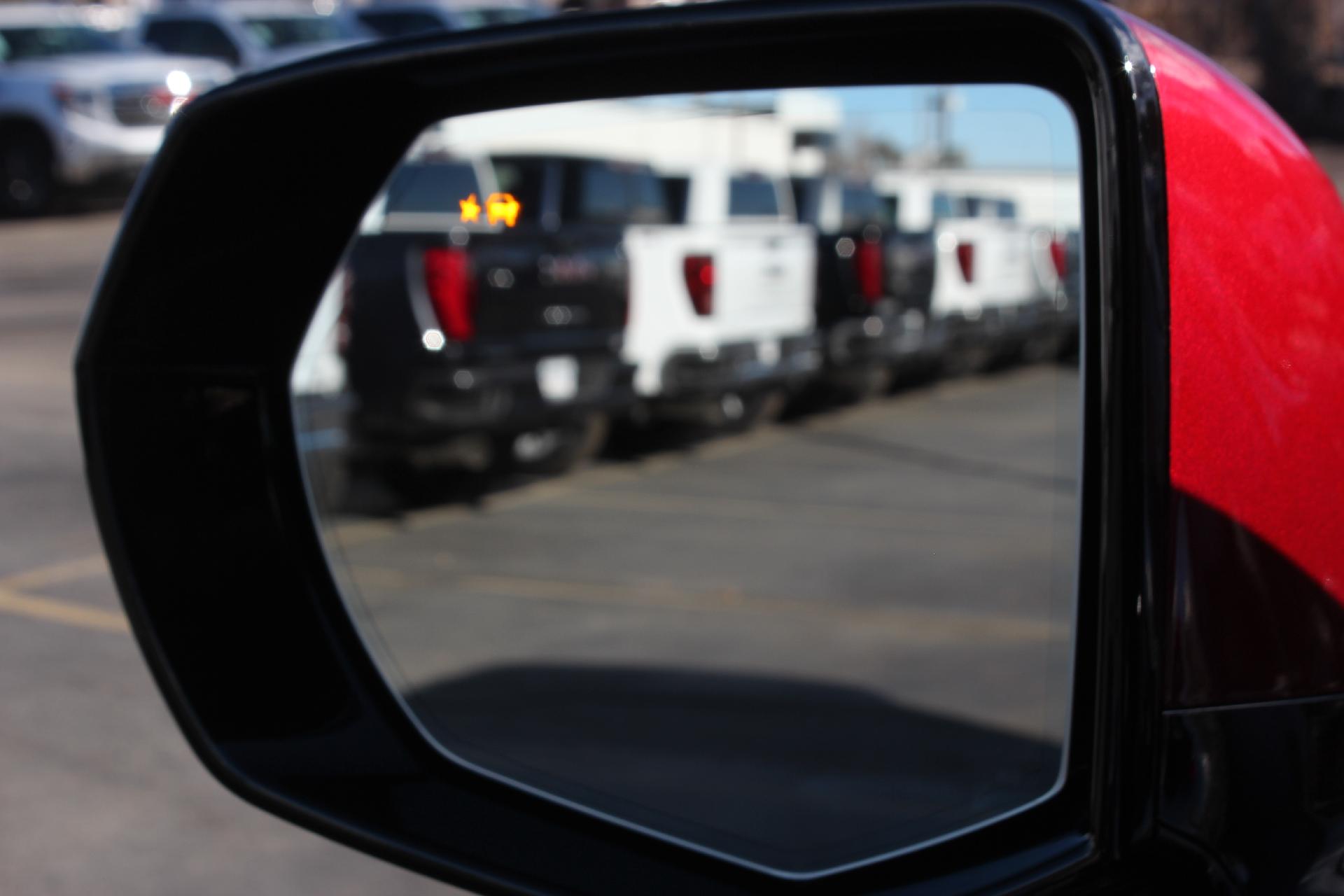 2025 GMC Yukon XL Vehicle Photo in AURORA, CO 80012-4011