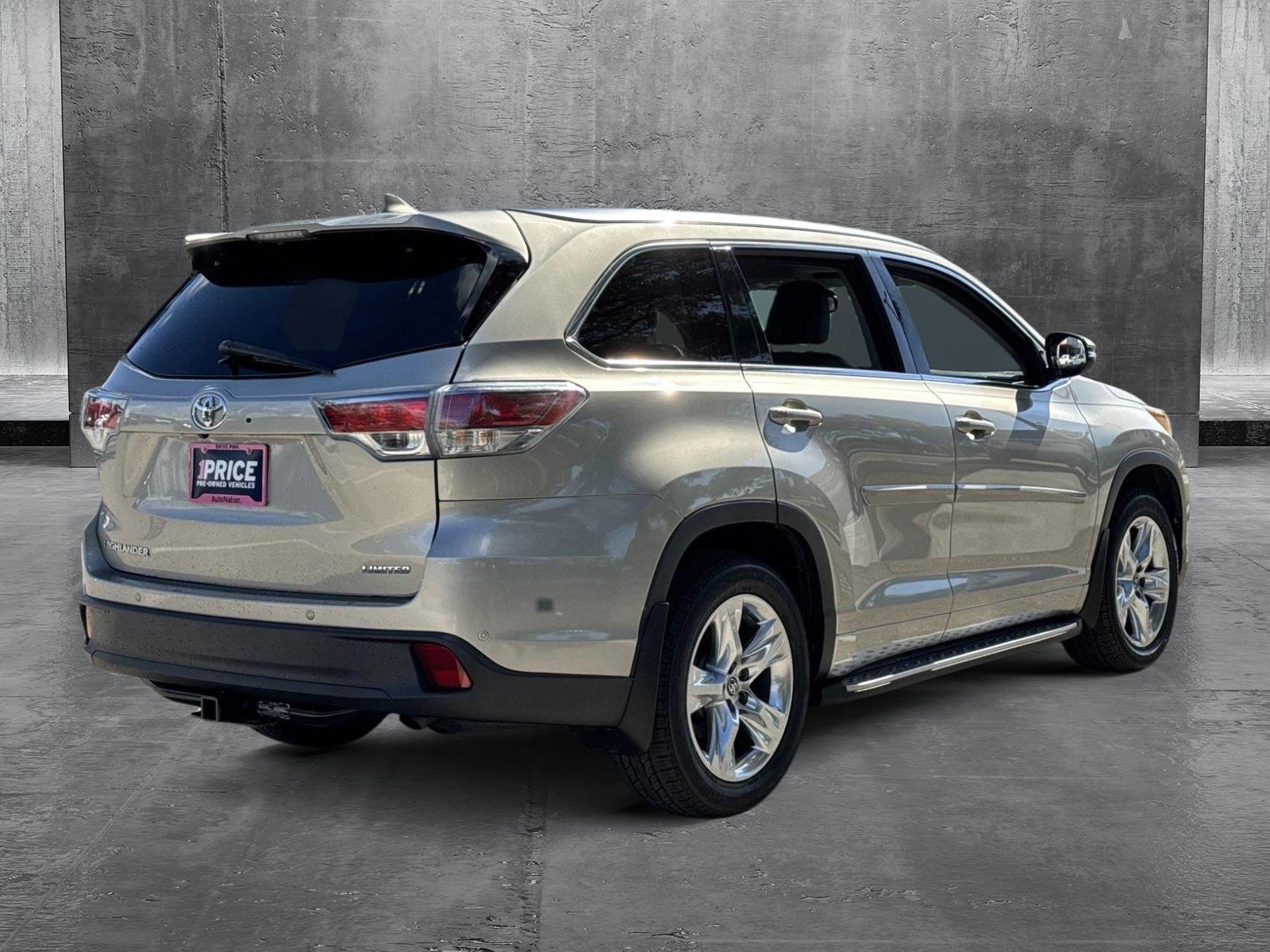 2016 Toyota Highlander Vehicle Photo in Ft. Myers, FL 33907