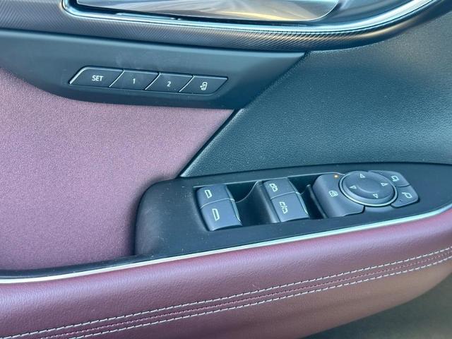 2025 Buick Envision Vehicle Photo in COLUMBIA, MO 65203-3903