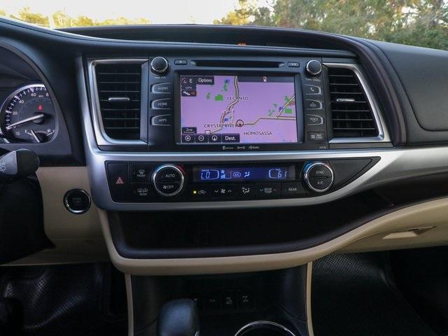 2016 Toyota Highlander Vehicle Photo in HOMOSASSA, FL 34448-1461