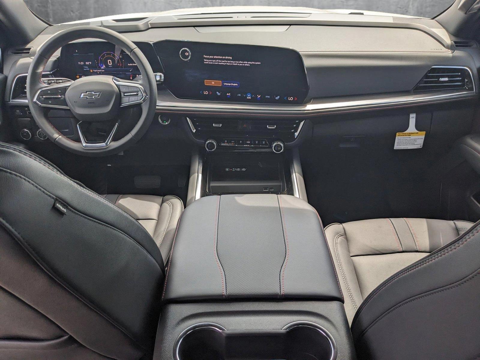2025 Chevrolet Suburban Vehicle Photo in MIAMI, FL 33172-3015
