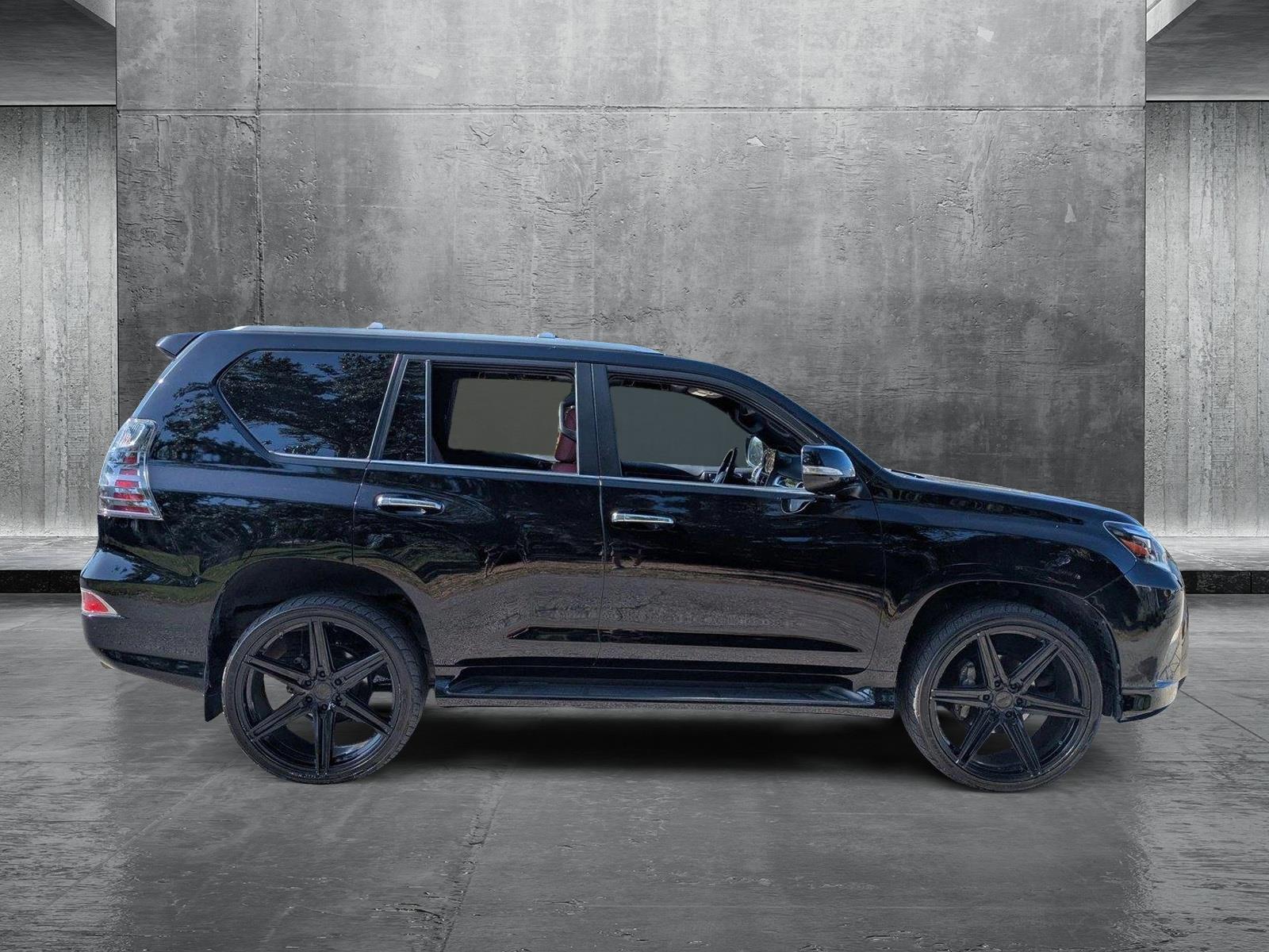 2023 Lexus GX 460 Vehicle Photo in Sarasota, FL 34231