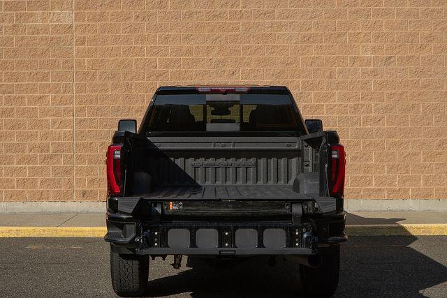 2024 GMC Sierra 3500 HD Vehicle Photo in DANBURY, CT 06810-5034