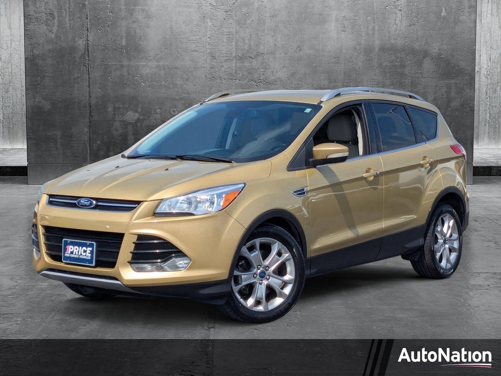 2014 Ford Escape Vehicle Photo in VALENCIA, CA 91355-1705
