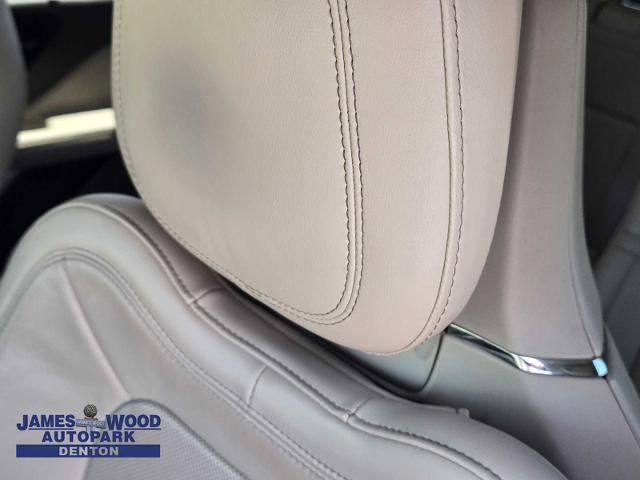 2020 Lincoln Aviator Vehicle Photo in DENTON, TX 76210-9321