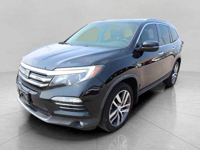 2017 Honda Pilot Vehicle Photo in Green Bay, WI 54304