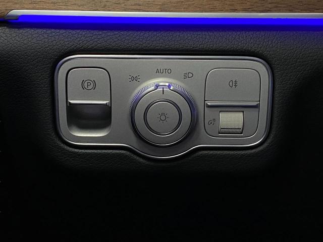 2025 Mercedes-Benz GLE Vehicle Photo in Appleton, WI 54913