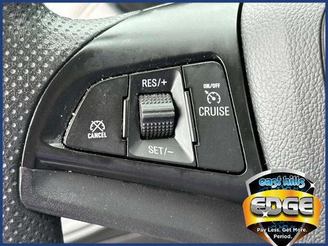2022 Chevrolet Trax Vehicle Photo in Roslyn, NY 11576
