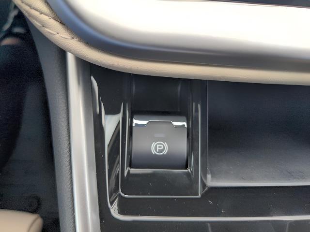 2025 Subaru Outback Vehicle Photo in Green Bay, WI 54304