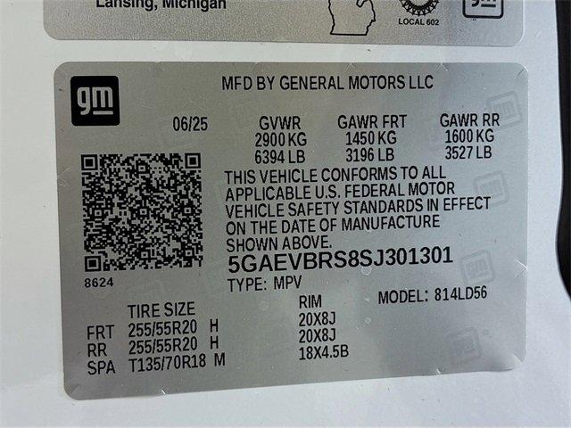 2025 Buick Enclave Vehicle Photo in PUYALLUP, WA 98371-4149