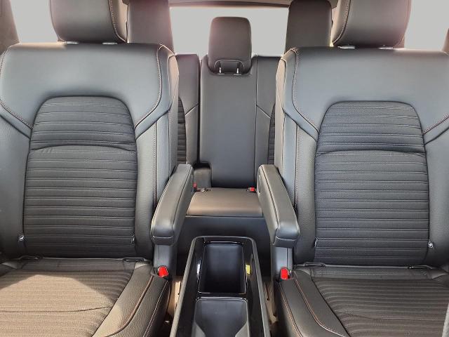 2025 Nissan Pathfinder Vehicle Photo in Oshkosh, WI 54904