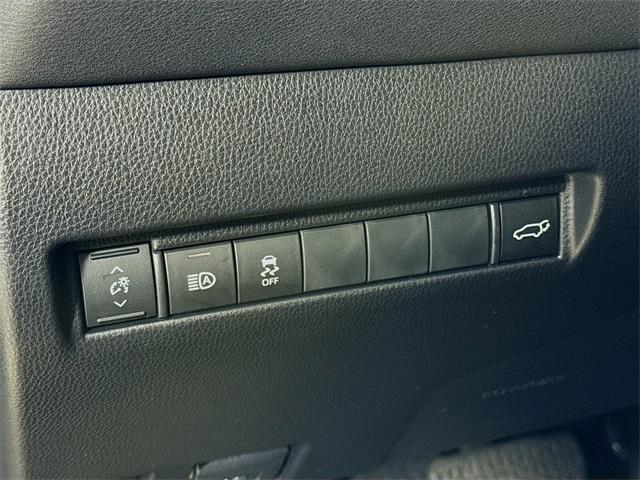 2023 Toyota Venza Vehicle Photo in Everett, WA 98204