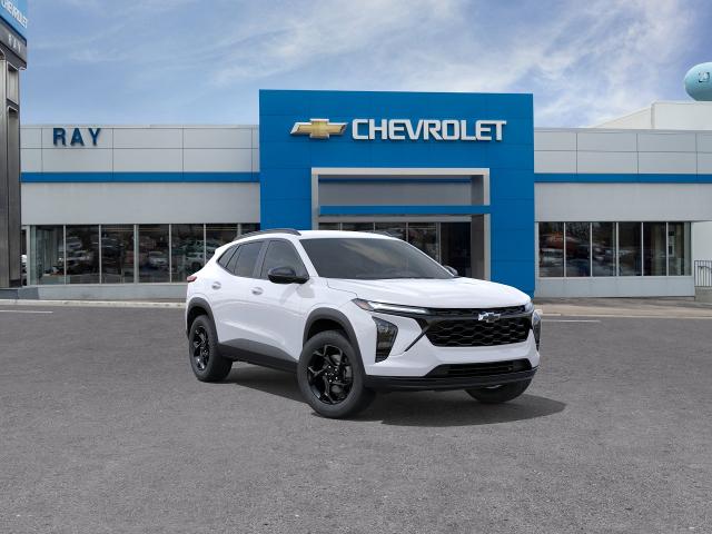 Summit White 2026 Chevrolet Trax LT FWD SUV / Crossover Front-Wheel Drive Automatic