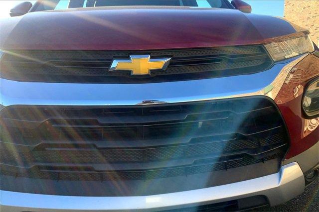 2021 Chevrolet Trailblazer Vehicle Photo in TOPEKA, KS 66609-0000