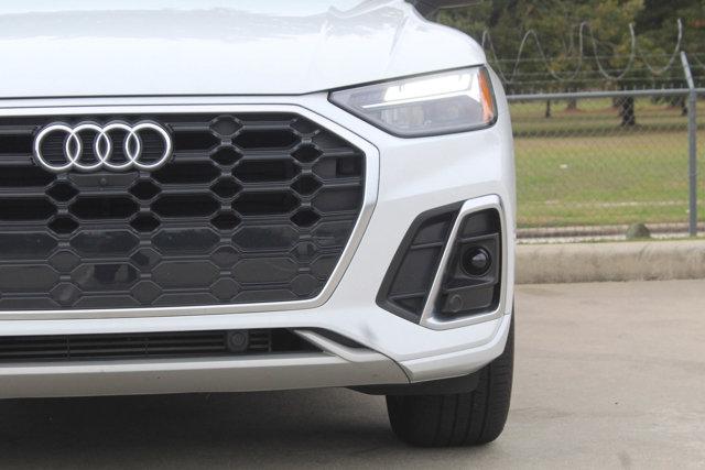 2024 Audi Q5 Vehicle Photo in HOUSTON, TX 77090