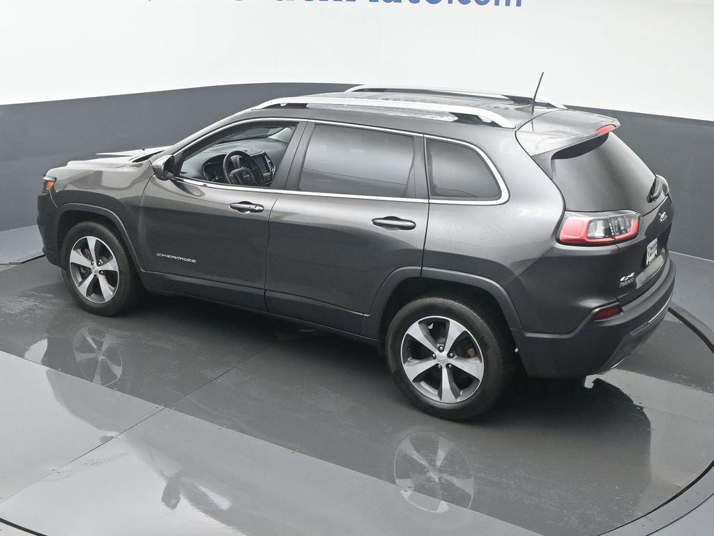 2019 Jeep Cherokee Vehicle Photo in Cedar Rapids, IA 52402