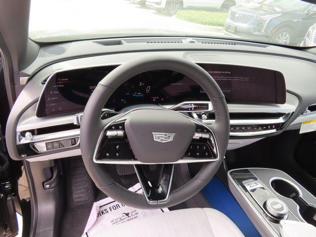 2025 Cadillac LYRIQ Vehicle Photo in DELRAY BEACH, FL 33483-3294