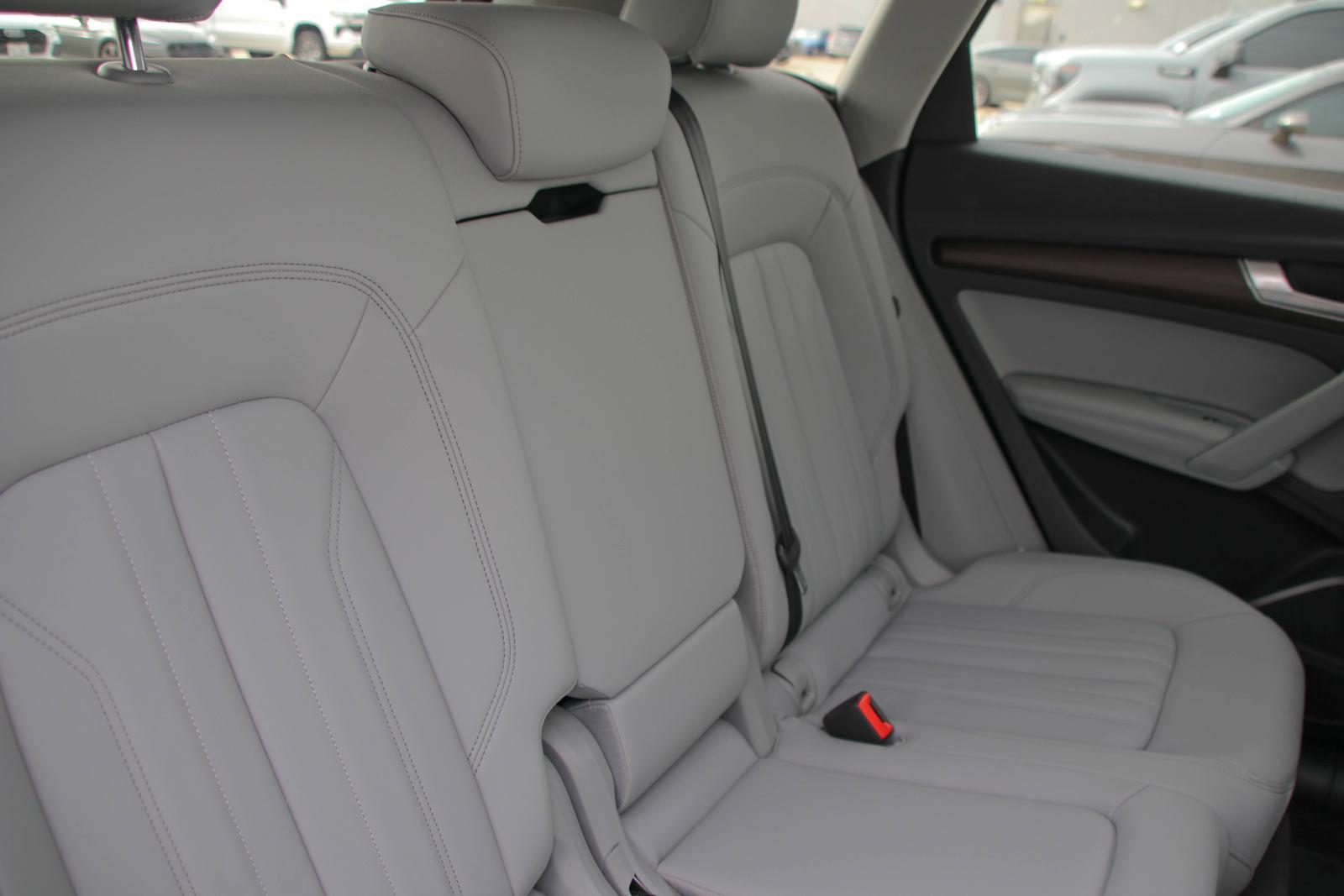 2021 Audi Q5 Vehicle Photo in SUGAR LAND, TX 77478