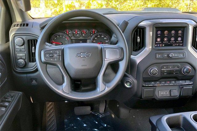 2024 Chevrolet Silverado 1500 Vehicle Photo in KANSAS CITY, MO 64114-4502