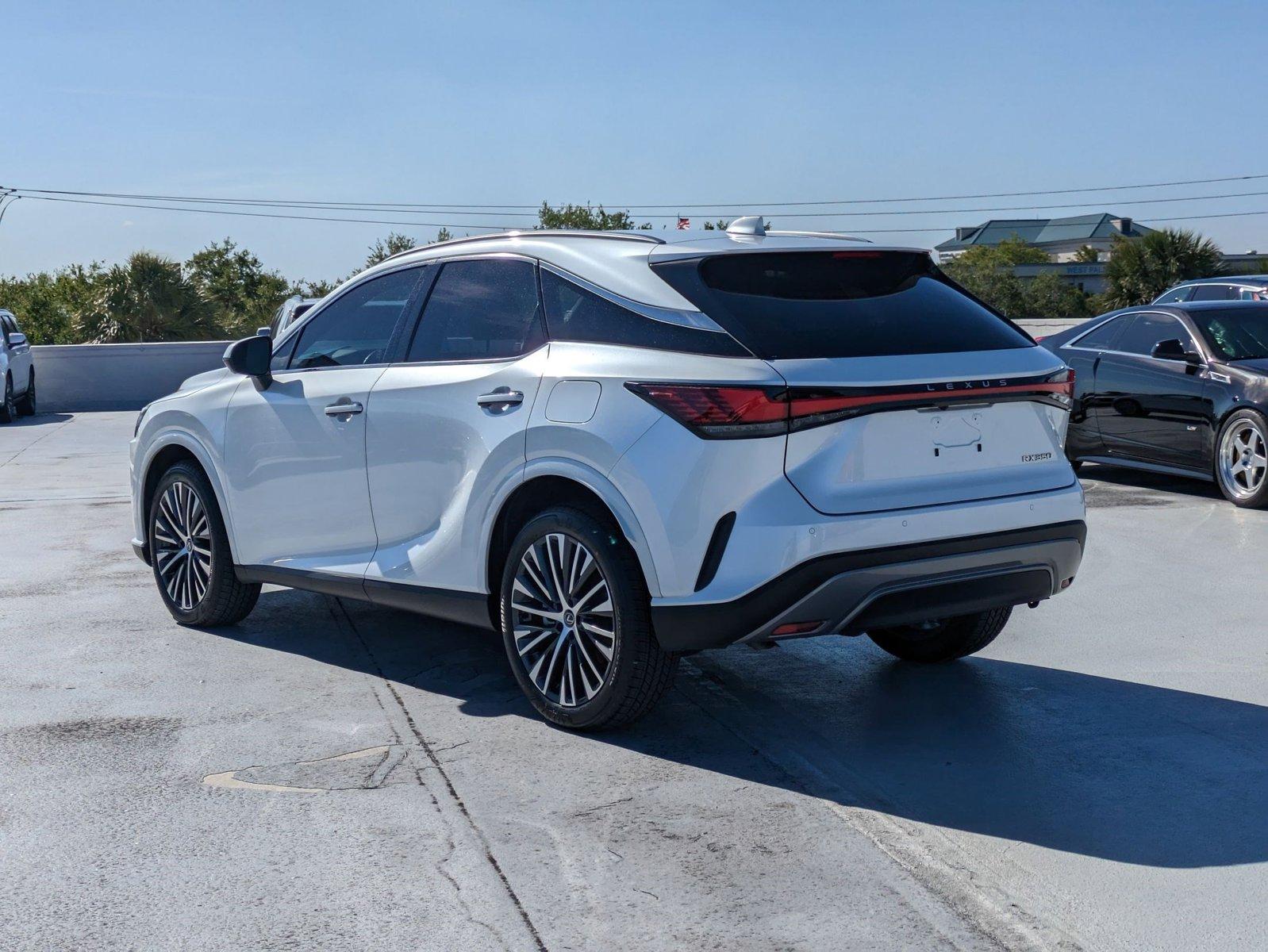 2023 Lexus RX Vehicle Photo in WEST PALM BEACH, FL 33407-3296